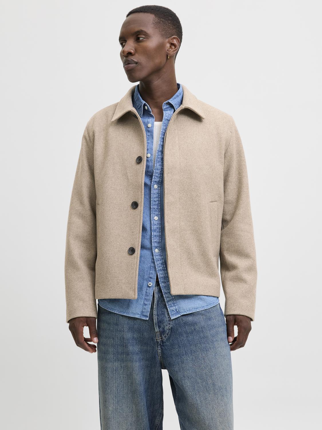 model_shot-front